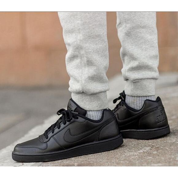 Nike Ebernon Low Sneakers US9.5 NWOB/T - Picture 1 of 6